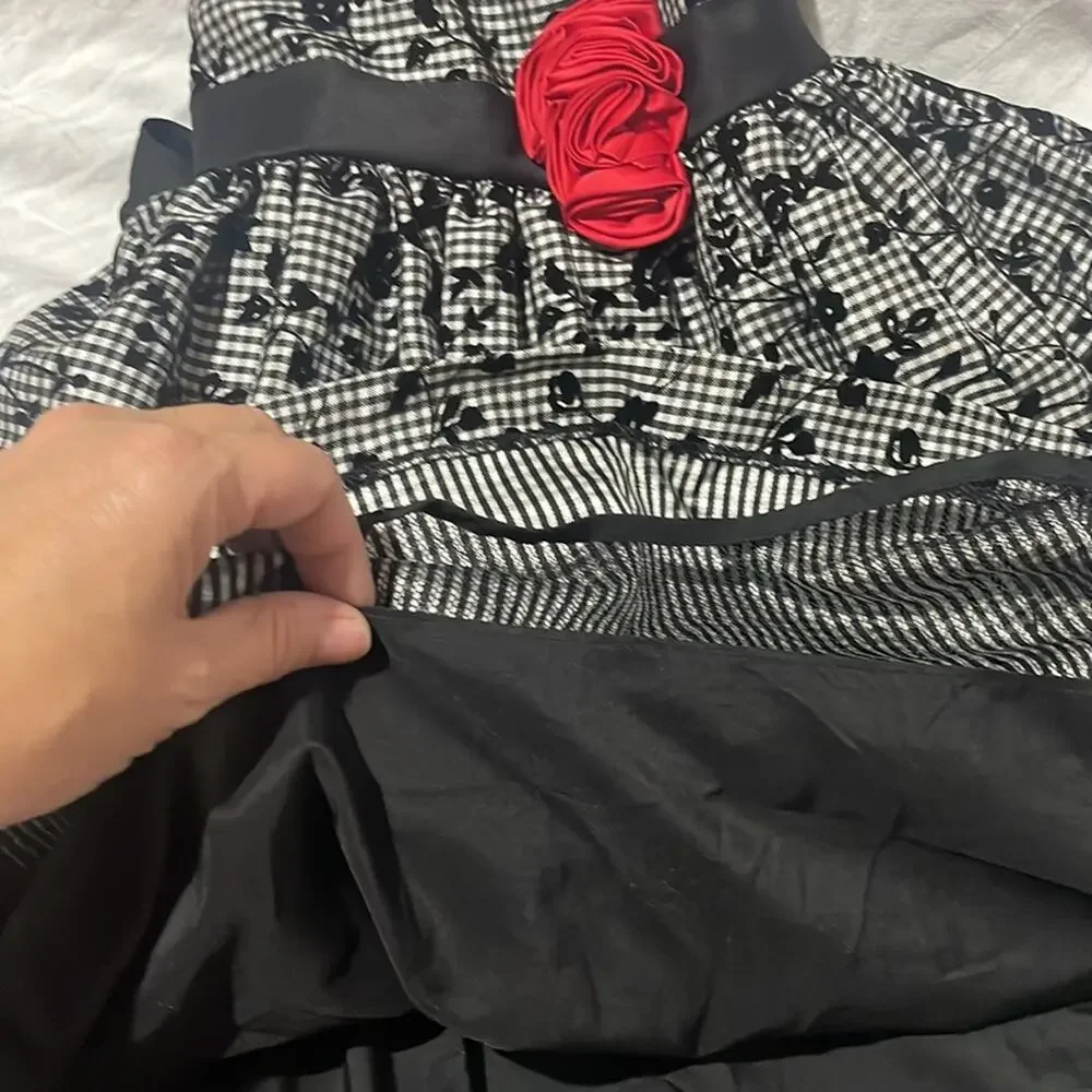 Marmellata 5 black plaid floral rose detailed dressy dress euc worn once